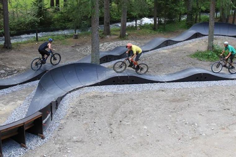 Parcours en boucle "Pumptrack"